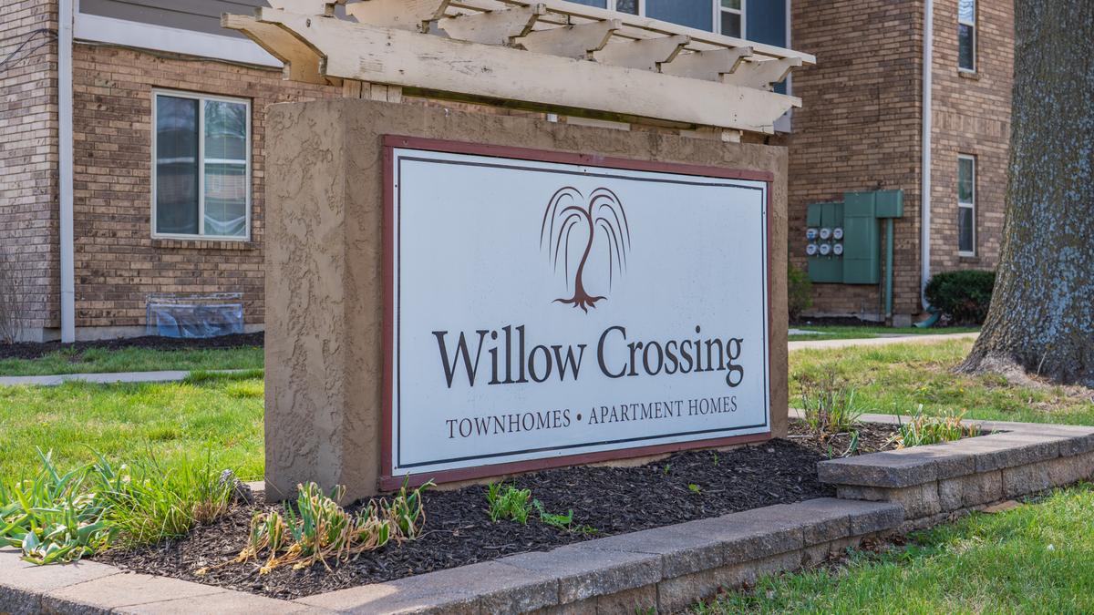 Willow Crossing building exterior, view 8